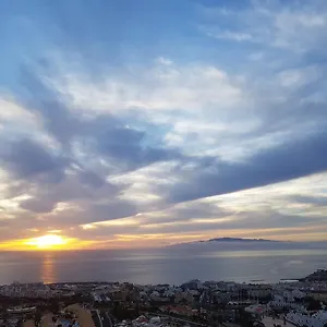https://island-village.adeje-hotels.com