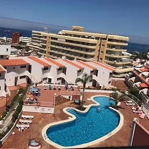 https://ocean-park-costa-adeje-tenerife.adeje-hotels.com